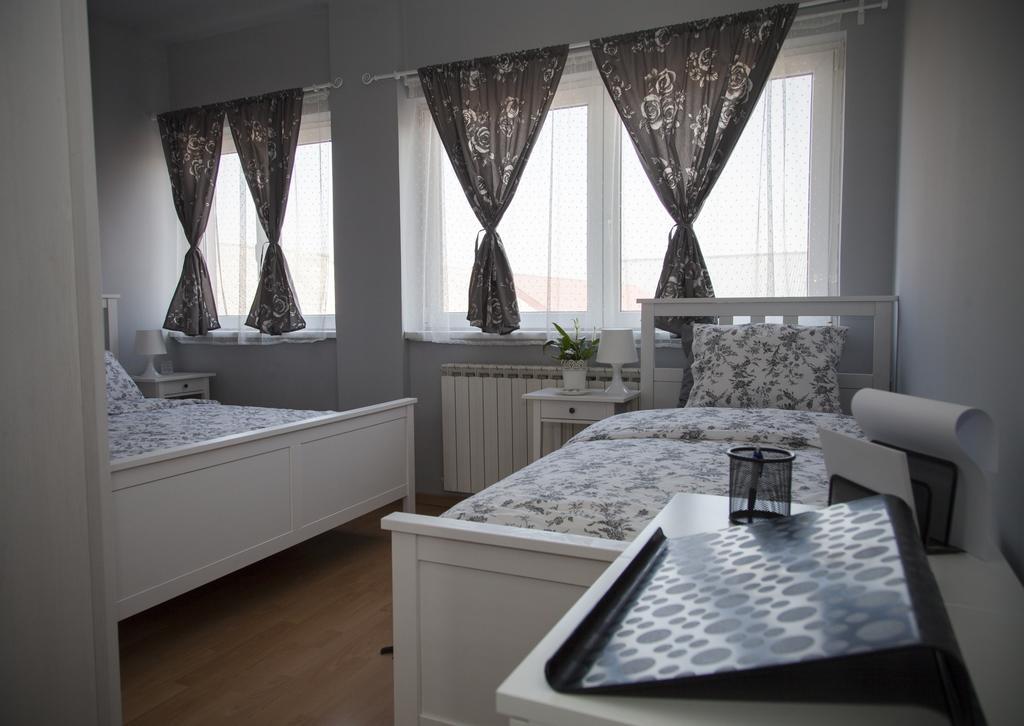 Master Apartman Сисак Экстерьер фото